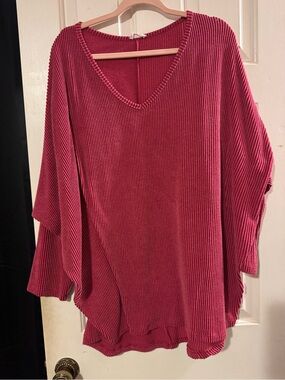 Women's V-Neck Ribbed Sweater - Pink